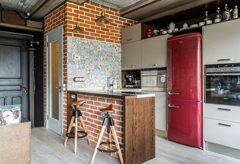 Innenarchitektur einer kleinen Küche - Foto