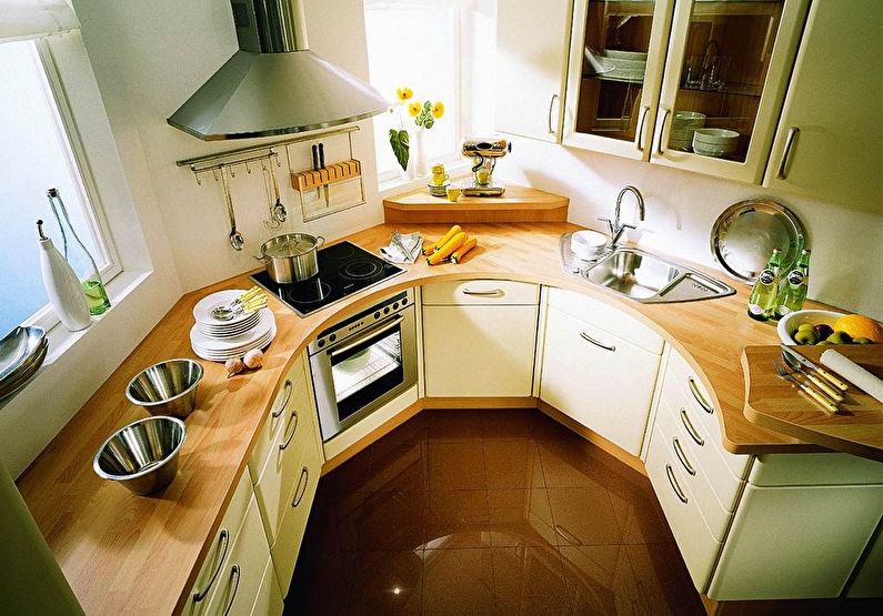 Kleine Küche mit unregelmäßiger Form - Innenarchitektur