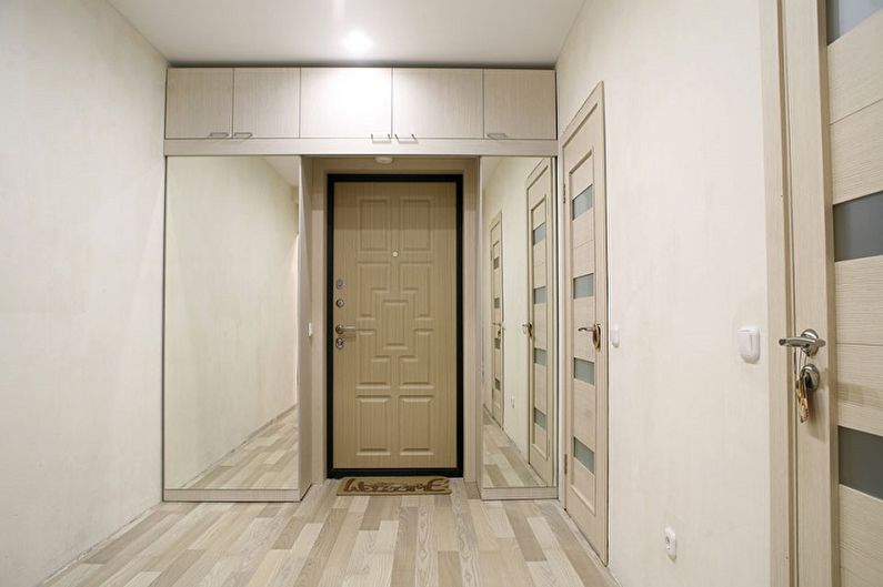 Návrh interiéru malé chodby - fotografie