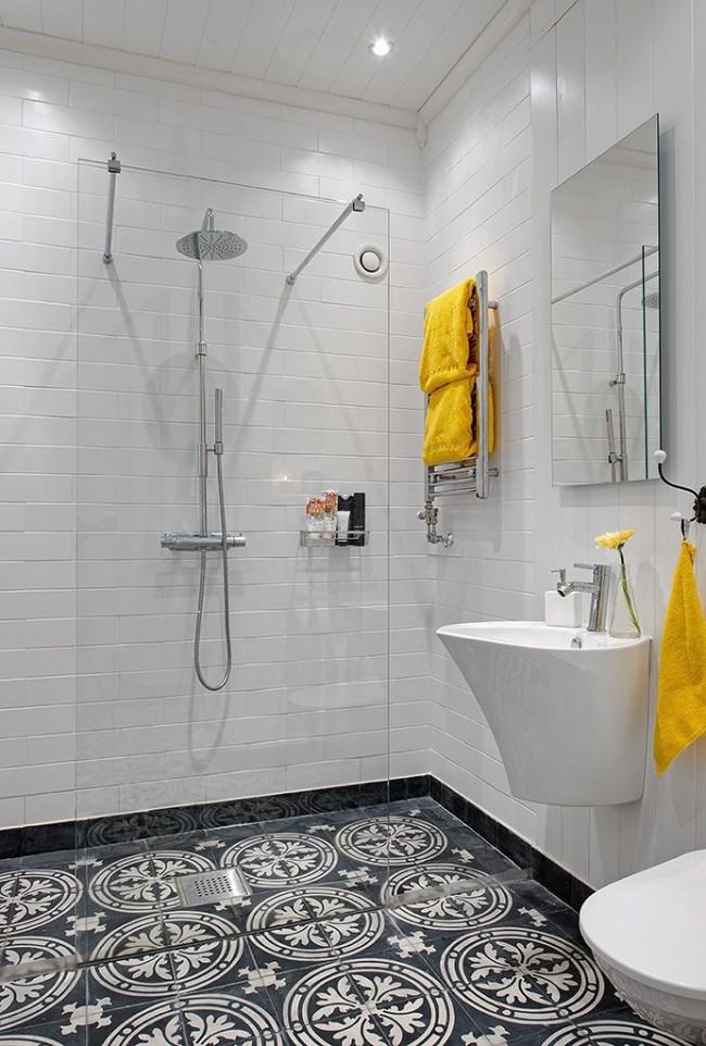 S kompetentním zónováním může kombinovaná koupelna vypadat velmi atraktivně.