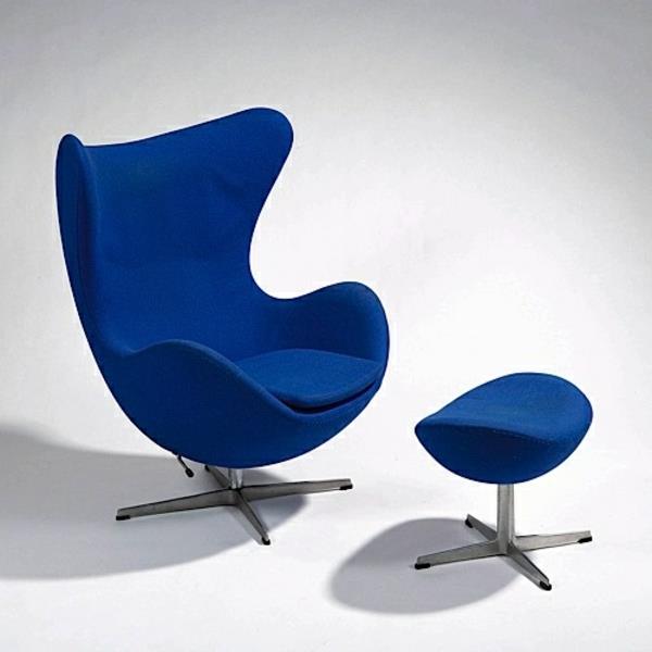 Duńskie meble designerskie Arne Jacobsen krzesło jajko niebieskie