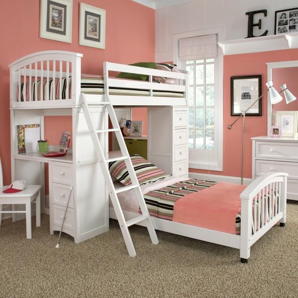 podwójne łóżka pokój dziecięcy różowy kolor ściany białe meble