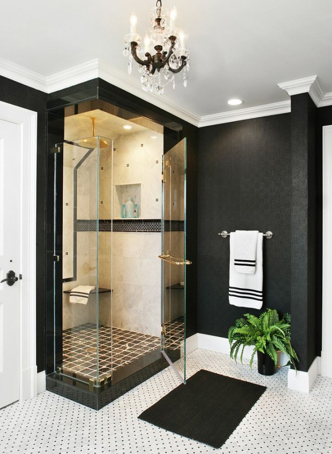 Klasická koupelna se sprchovým koutem