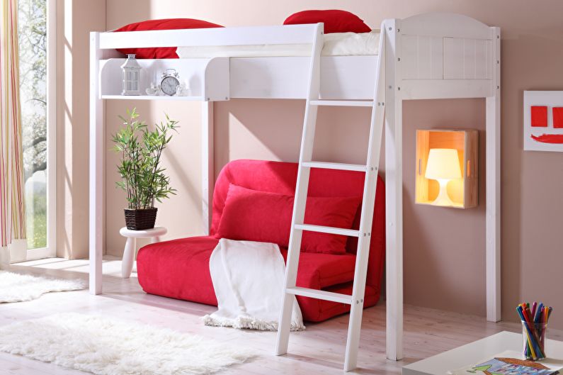 Patrová postel s pohovkou pro děti i dospělé