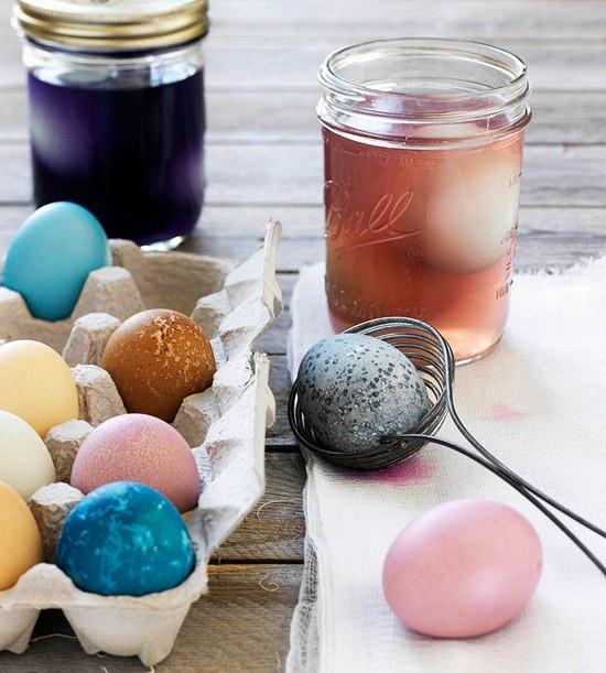 jajka barwią zrównoważoną Wielkanoc
