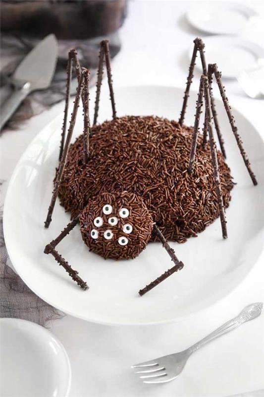 prosty pomysł dla dzieci - tort na Halloween