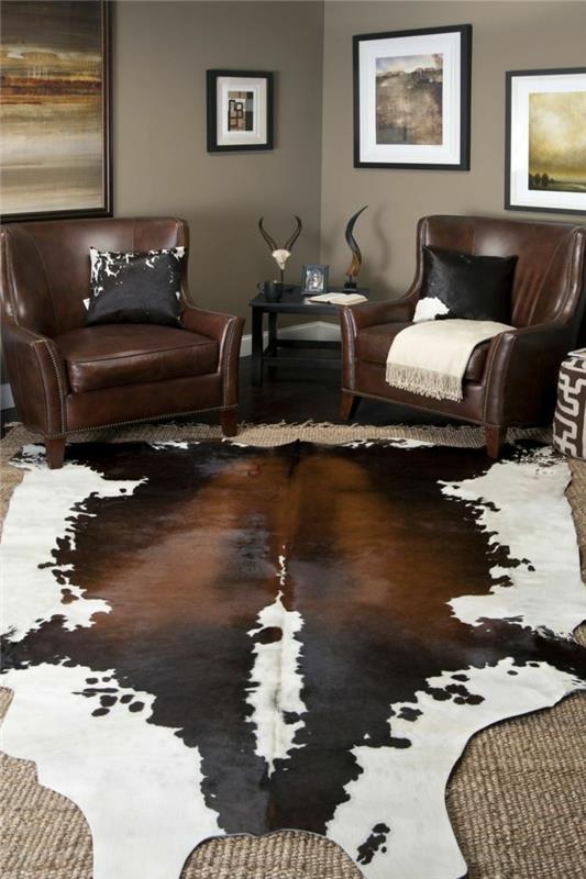 Idées d'ameublement pour le salon en posant un tapis en cuir sur le tapis