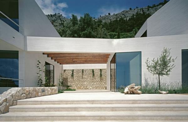 maison élégante en croatie escalier large olivier