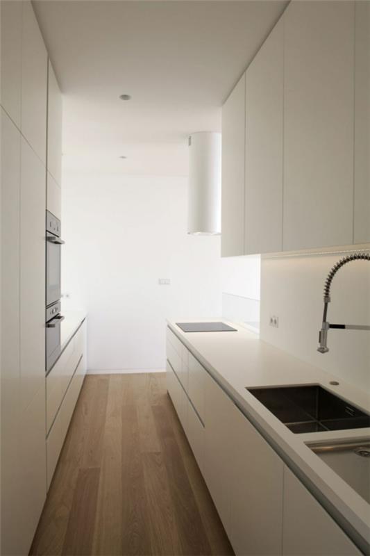 maison élégante cuisine minimaliste blanc