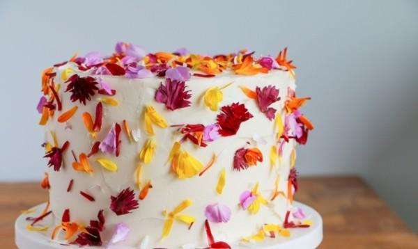 jadalne kwiaty dekoracja ciasta