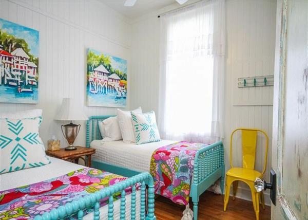 idees couleurs chambre d'enfant 2 lits idees deco turquoise