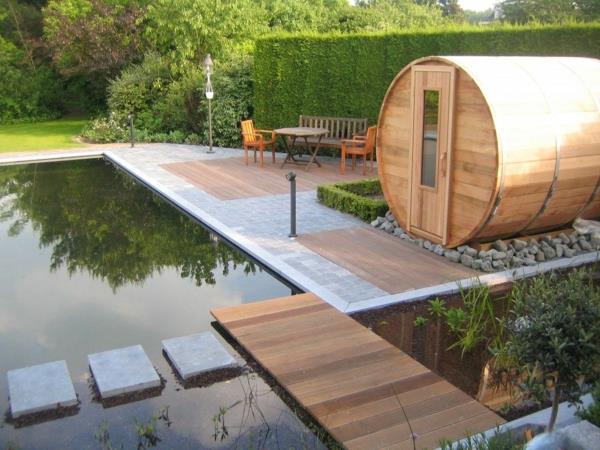 sauna beczkowa w ogrodzie