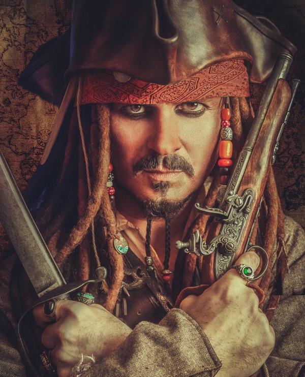 superbohater kapitan Jack Sparrow