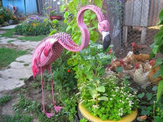 Flamingo robi pomysły na dekoracje ogrodowe ze starych opon samochodowych
