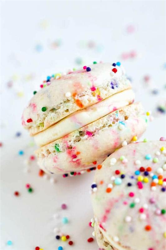 macarons français pépites de sucre fête d'anniversaire pour enfants