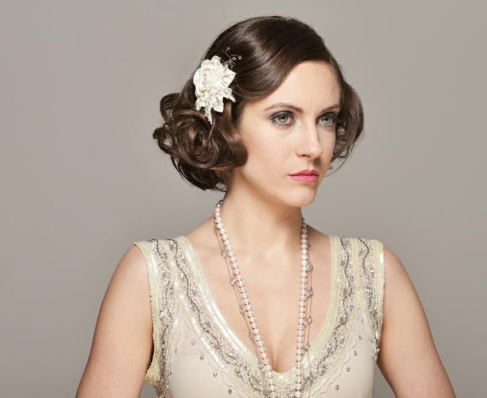 coiffures femmes coiffure gatsby cheveux mi-longs