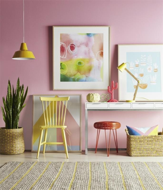 décoration printanière aux couleurs jaune chaise lampe suspendue lampe de table