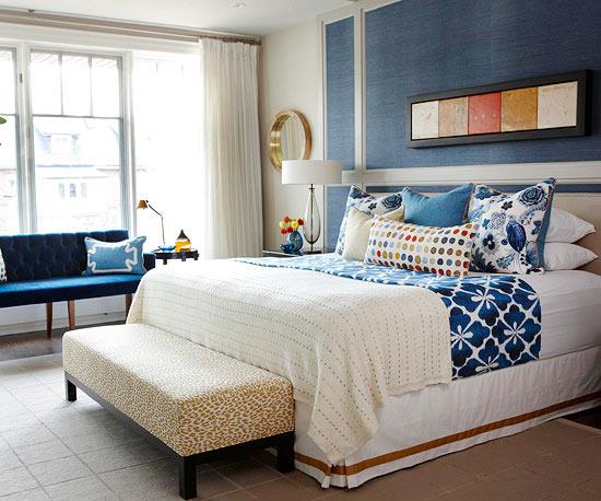 frais et chic avec un banc de lit bleu et moelleux à imprimé léopard