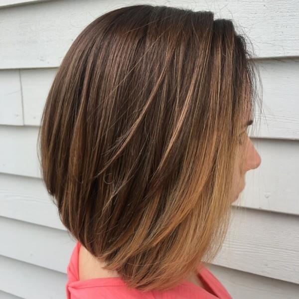 coiffures cheveux fins bob légère asymétrie