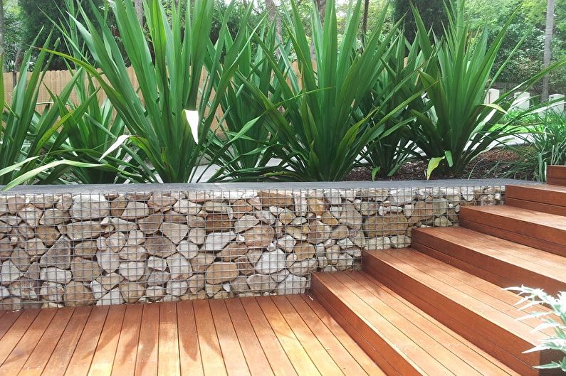 Gabionen im Landschaftsdesign