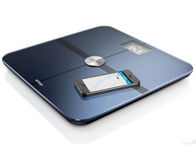 Withings Smart Body Analyzer WS-50 mit Wi-Fi-Modul und Bluetooth 4.0 für iPhone / iPad ist ein stilvolles Accessoire, das für alle nützlich ist, die ihr Gewicht überwachen und die Dynamik seiner Veränderungen im Laufe der Zeit ohne unnötigen Aufwand verfolgen möchten