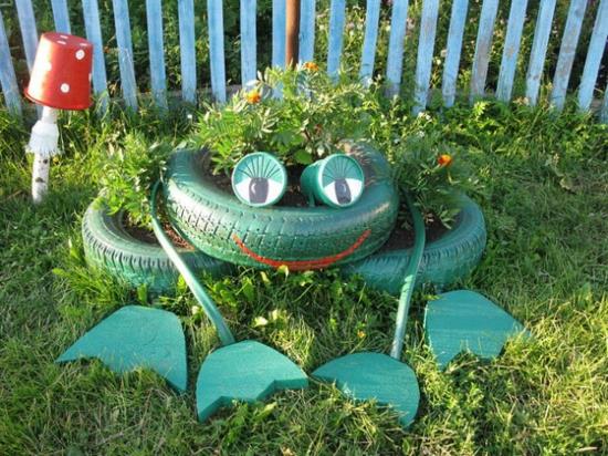 Stwórz własną dekorację ogrodową ze starych dojrzałych żab
