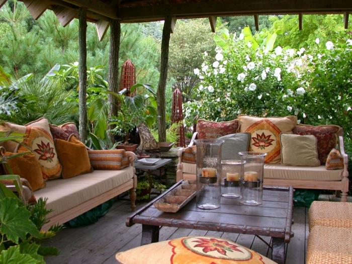 projekt ogrodu zadaszony taras sofy stolik kawowy