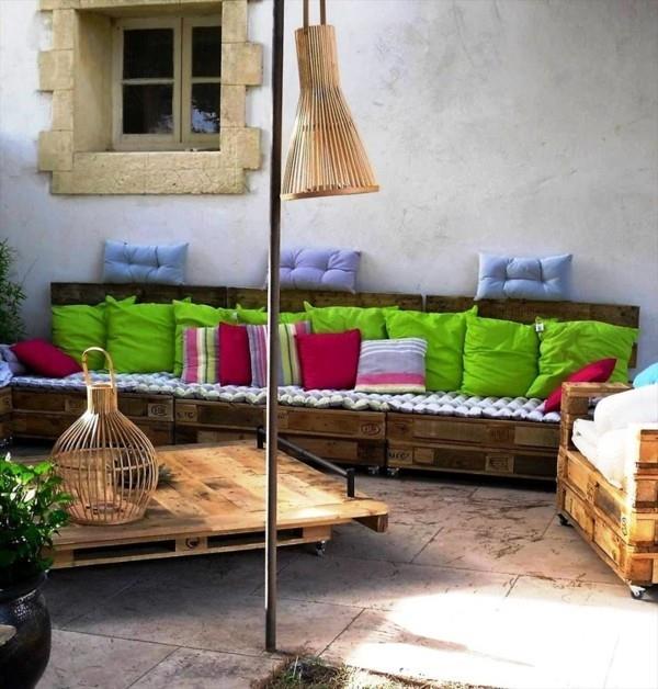 meble ogrodowe paleta sofa i stolik kawowy projekt tarasu