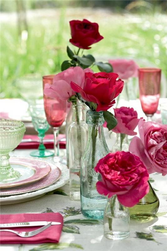 garden party wystrój stołu udekoruj kwiaty pomysły na ogród
