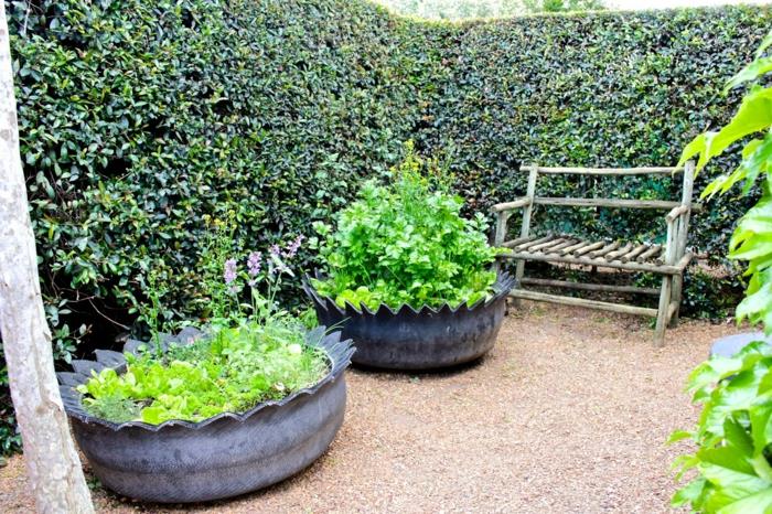 conseils de jardinage jardinières insolites vieux pneus de voiture idées de bricolage