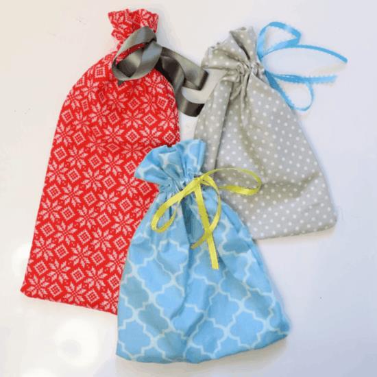 Fabriquer un sac cadeau avec des chutes de tissu