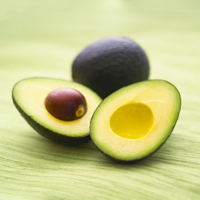 aliments sains avocat belle peau cheveux été