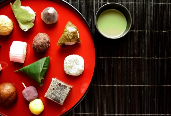 cérémonie du thé aux bonbons japonais sain