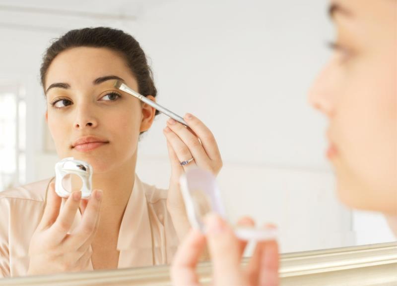 prowadzić zdrowe życie zdrowe nawyki poranna rutyna makijaż makijaż