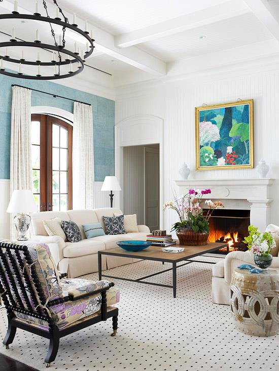 odważna kolorystyka Twojego salonu żyrandol w średnim wieku dywan w kropki