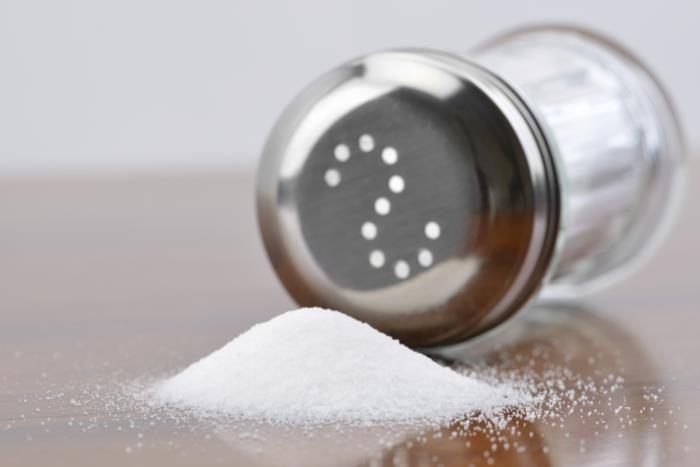 przyprawy zakupy sól puszki zdrowe