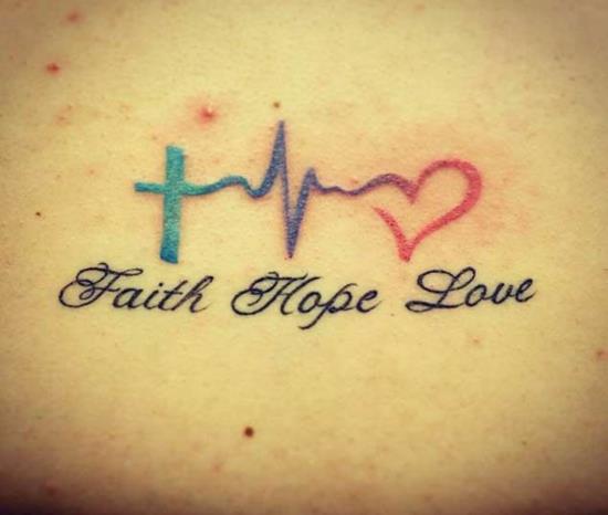 foi amour espoir tatouage croix battement de coeur coeur