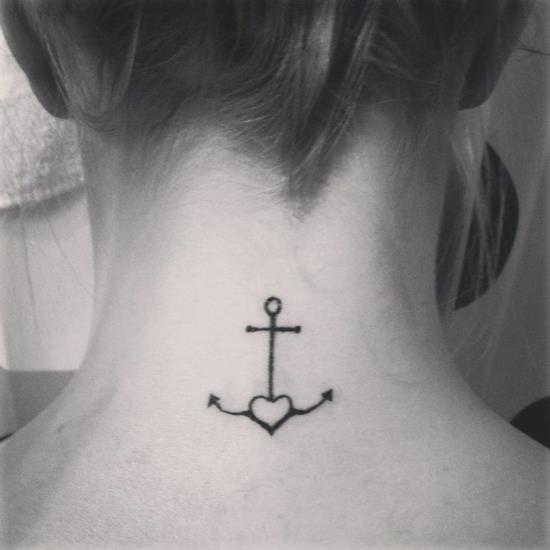 croire amour espoir tatouage cou femmes tatouage