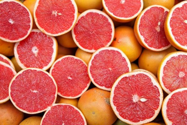 conseils sur les effets caloriques sains du pamplemousse
