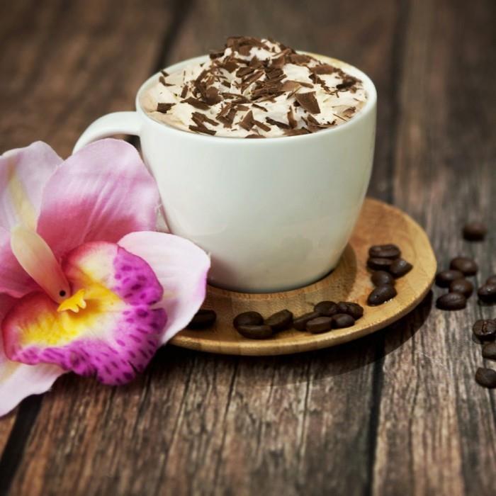 dzień dobry kawa kawa ziarna kawy pianka mleczna orchidea
