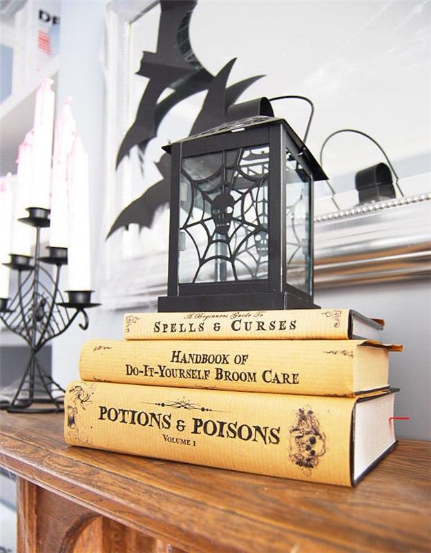 lanterne et livres d'idées d'artisanat d'halloween