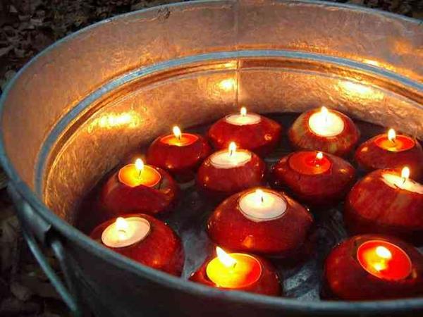 Les décorations d'Halloween fabriquent vous-même des bougies amusantes