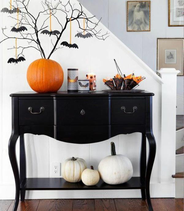 Décoration d'Halloween vous-même faites des citrouilles amusantes