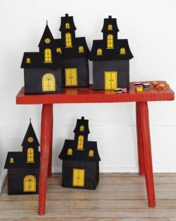 faire de la décoration vous-même amusement table bois ville