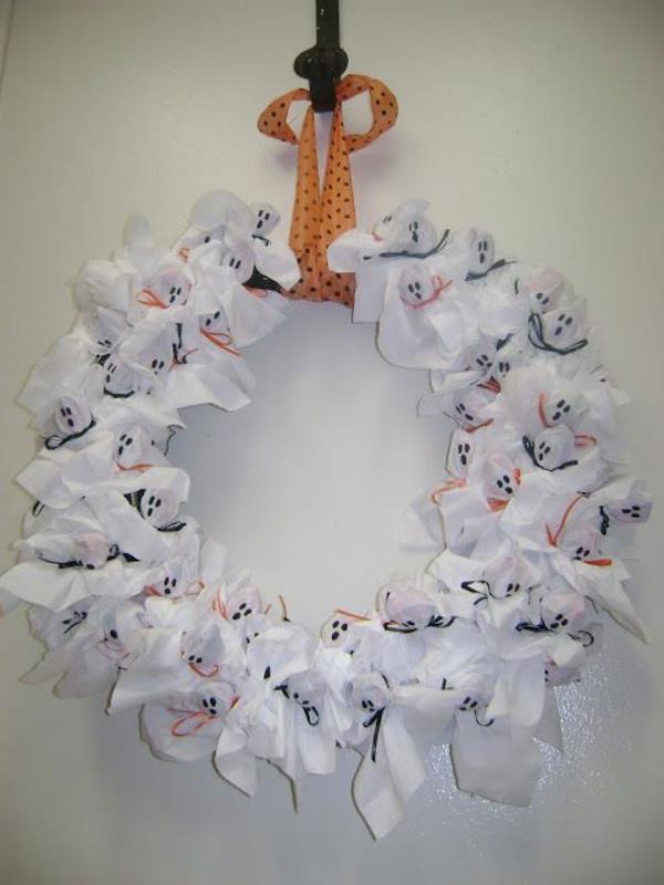 faites vous-même une décoration d'halloween amusante fantôme blanc