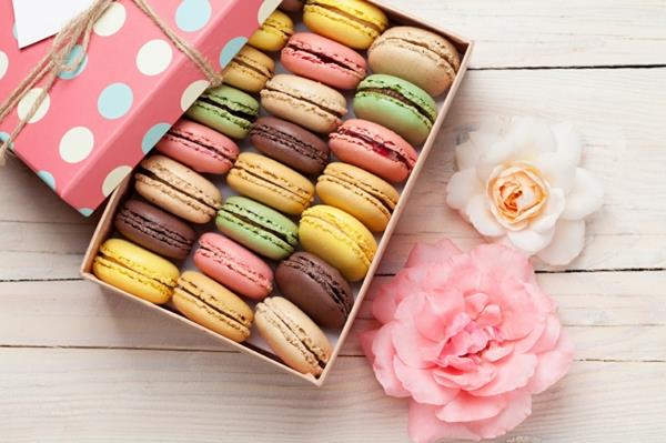 Offrez des macarons français faits maison