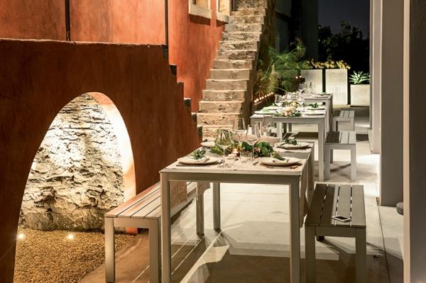 architecture historique hôtel design moderne sicile salle à manger factuel