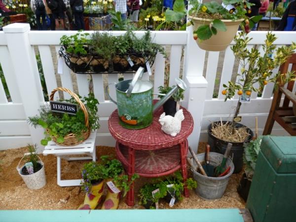 jardin suspendu sur balcon faire une idée cool de petit jardin