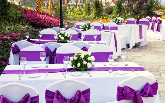 idées de fête de mariage décorations de table violettes chemin de table idées de fête de jardin