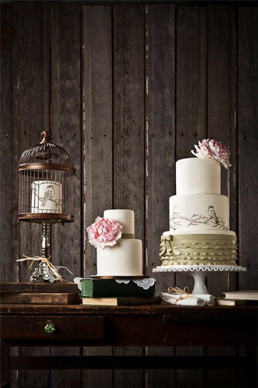 gâteaux de mariage motif d'oiseaux vintage cages à oiseaux à volants peintes à la main